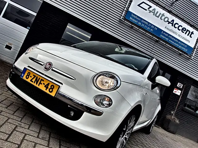 Fiat 500C 1.2 Lounge 2013 Benzine 26