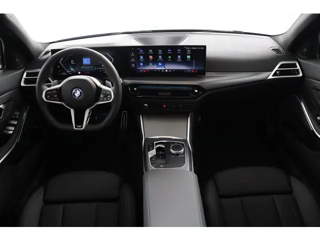 BMW 3 Serie Touring 330e 2025 Hybride Benzine 4