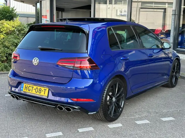 Volkswagen Golf 2.0 TSI 4Motion R / PANO 2017 Benzine 15