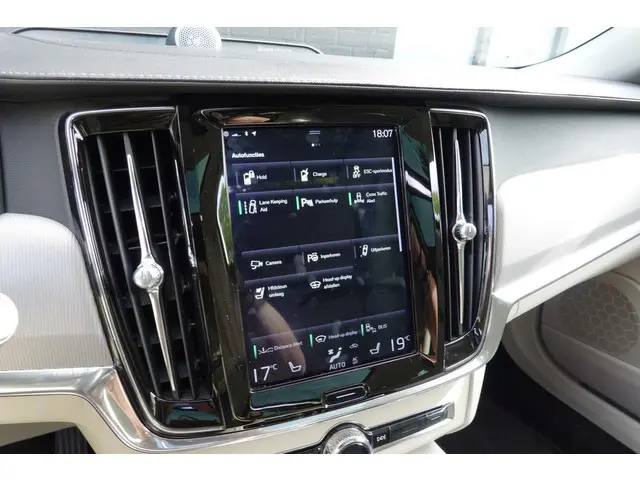 Volvo V90 2.0 T8 AWD Inscription 2018 Hybride Benzine 22