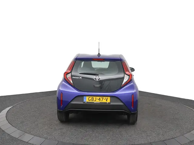 Toyota Aygo X 1.0 VVT-i MT Play 2024 Benzine 43
