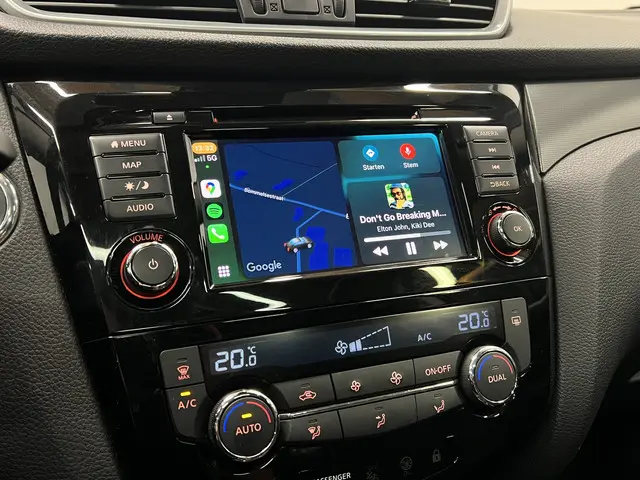 Nissan QASHQAI 1.3 DIG-T N-Connecta 2019 Benzine 24