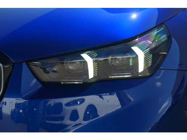 BMW M5 Sedan 2025 Hybride Benzine 17