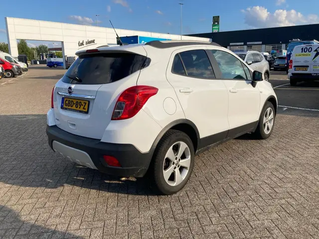 Opel Mokka 3