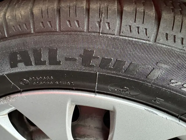 Kia Carens 2.0 GDi First Edition 2013 Benzine 22