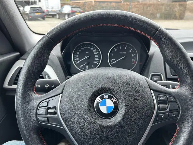 BMW 1 Serie 114i EDE 2014 Benzine 15