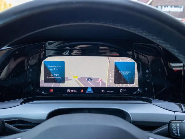 Volkswagen Golf 1.5 TSI Life 2020 Benzine 12