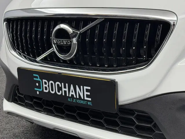 Volvo V40 Cross Country 1.5 T3 Edition+ 2018 Benzine 33