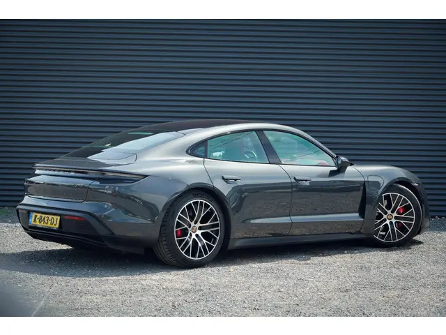Porsche Taycan 4S Performance 84 kWh 2020 Elektrisch 4