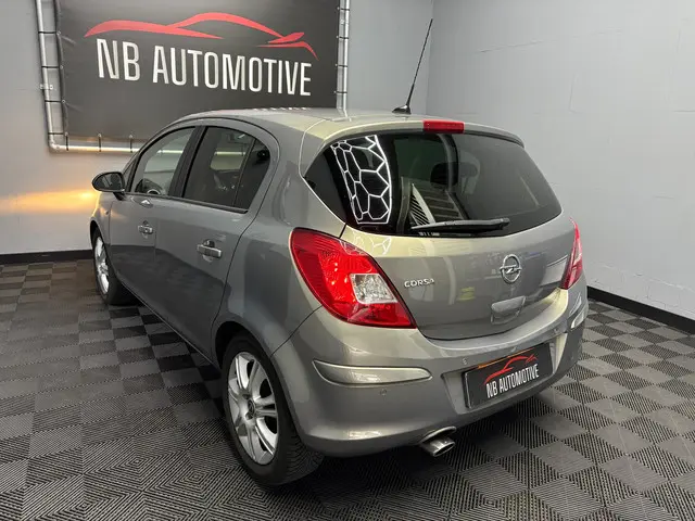 Opel Corsa 1.2-16V BlitZ 2014 Benzine 2