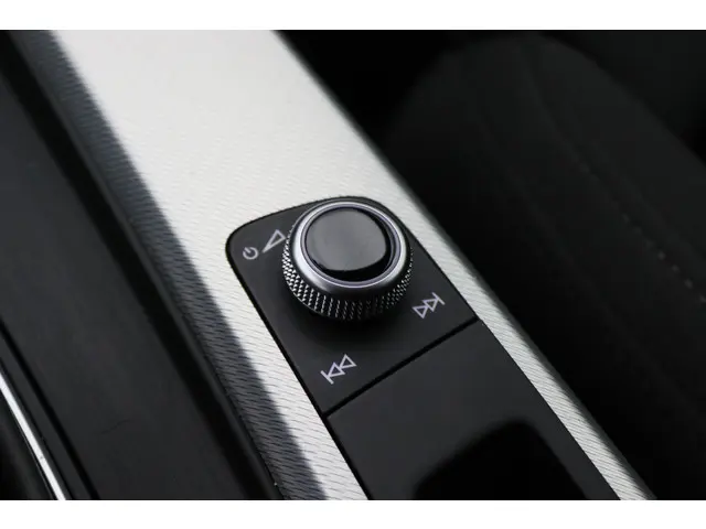 Audi A4 Avant 1.4 TFSI Design Pro Line Plus 2018 Benzine 49