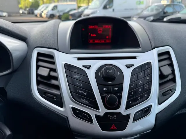 Ford Fiesta 1.25 Titanium 2012 Benzine 14