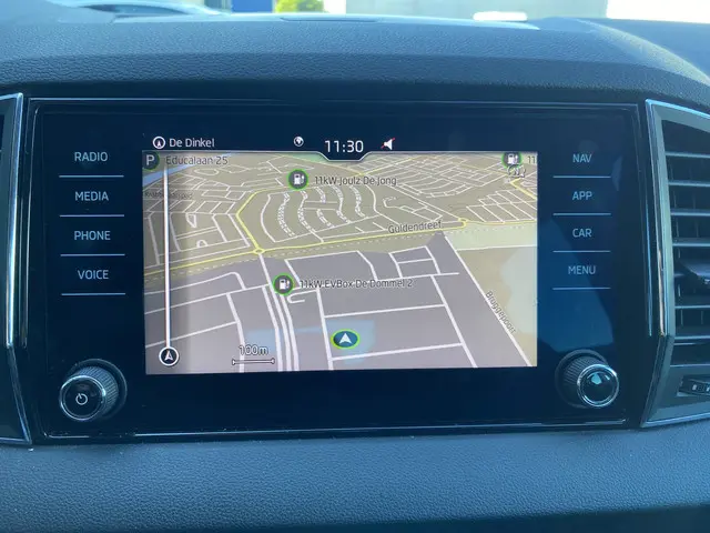 Škoda Karoq 1.0 TSI Business Edition 2021 Benzine 23