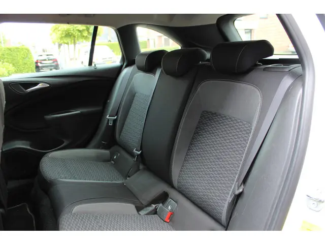 Opel Astra Sports Tourer 1.4 Edition 2022 Benzine 9