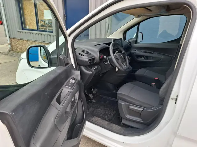 Opel Combo 1.6D L1H1 Edition 2019 Diesel 15