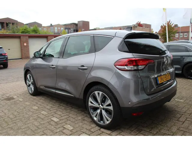 Renault Scénic 1.3 TCe Limited Automaat 2019 Benzine 4