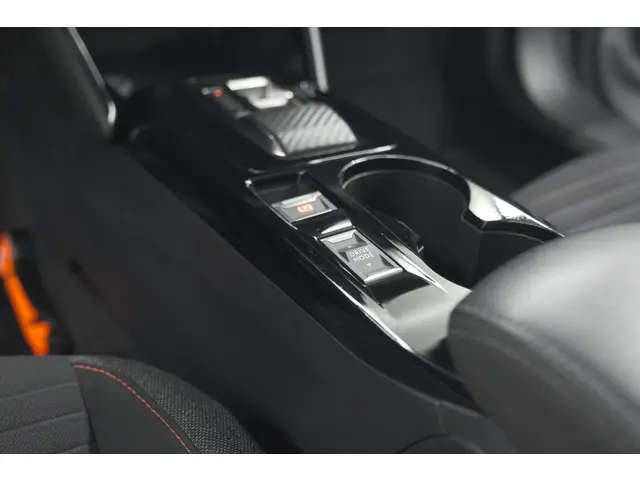 Peugeot e-2008 EV Active 50 kWh 2022 Elektrisch 40
