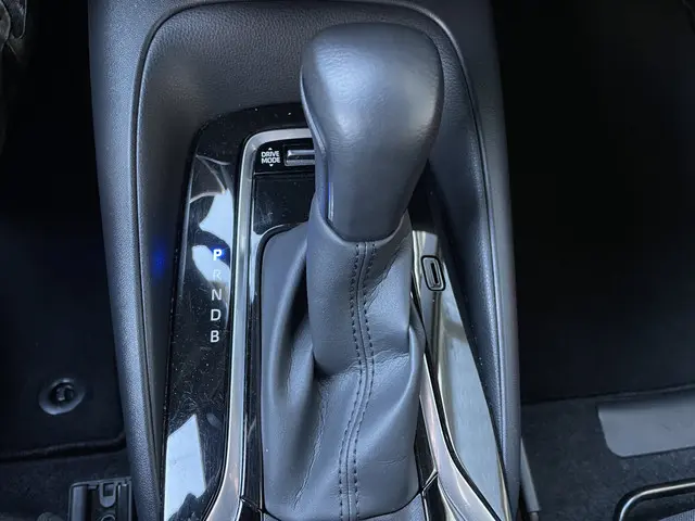Suzuki Swace 1.8 Hybrid Select 2022 Hybride Benzine 19