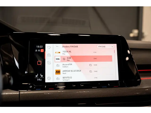 Volkswagen Golf 2.0 TSI GTI 2022 Benzine 14