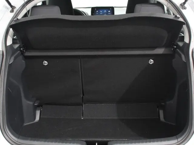 Mazda 2 Hybrid 1.5 Prime-line 2024 Hybride Benzine 36