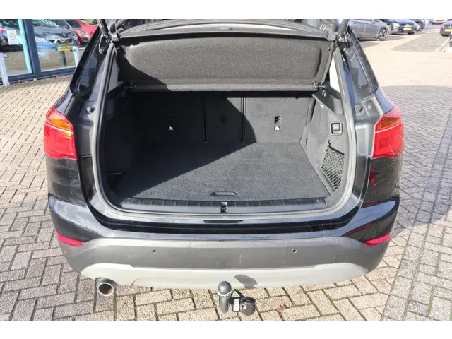BMW X1 sDrive18i High Executive 2019 Benzine 14