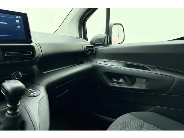 Peugeot Partner 1.5 BlueHDI Asphalt Long 2026 Diesel 25