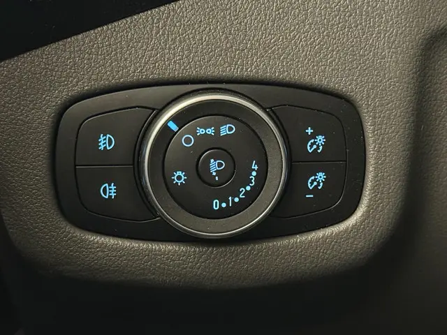 Ford Transit Connect 100 pk L2 Trend 2023 Diesel 32