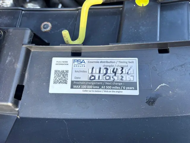 Citroën C4 Cactus 1.2 PureTech Business 2015 Benzine 39