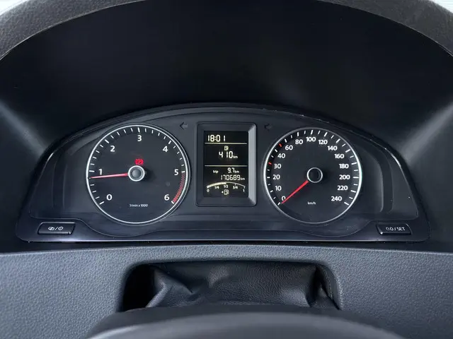 Volkswagen Transporter 2.0 TDI L1H1 2014 Diesel 9