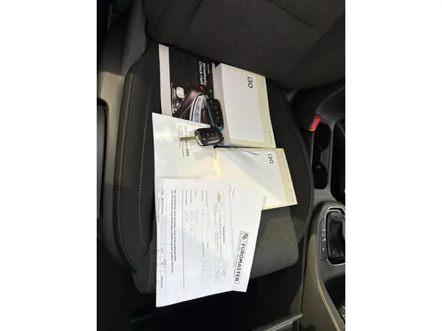 Hyundai i30 1.0 T-GDi MHEV Comfort 2023 Hybride Benzine 26