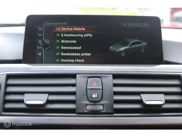 BMW 3 Serie 330e Luxury 2015 Hybride Benzine 14