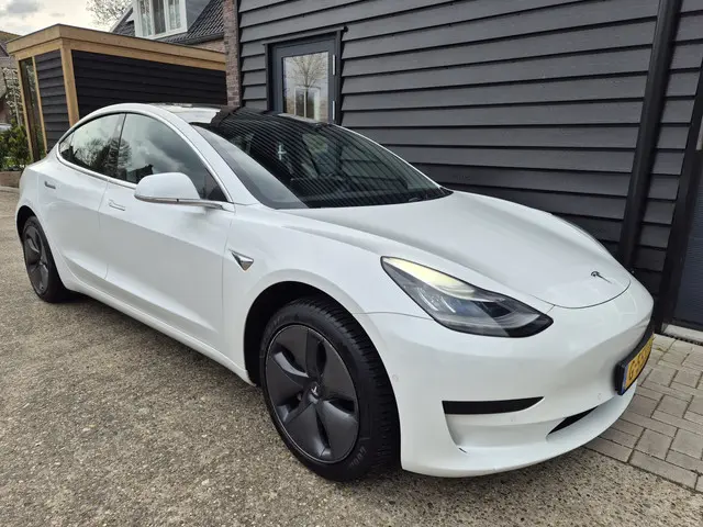 Tesla Model 3 Standard RWD Plus 60 kWh 2019 Elektrisch