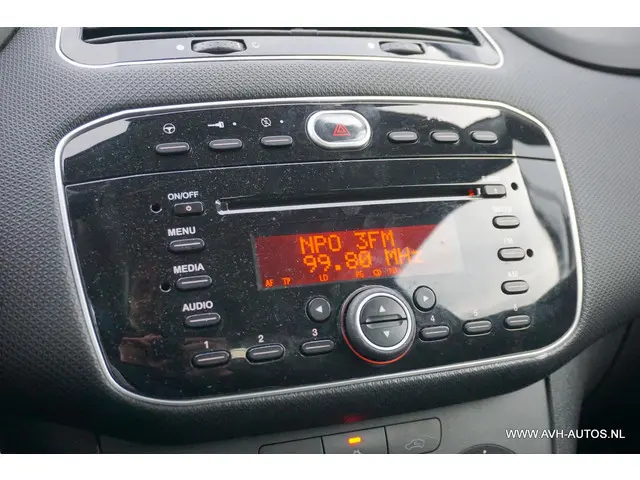 Fiat Punto Evo 0.9 TwinAir Street 2014 Benzine 14