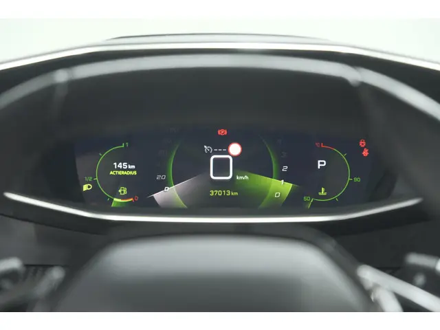 Peugeot 208 PureTech 100 EAT8 Allure 2020 Benzine 42