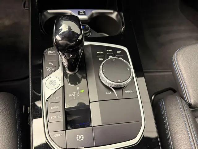 BMW 1 Serie 5-deurs 118i 2024 Benzine 19