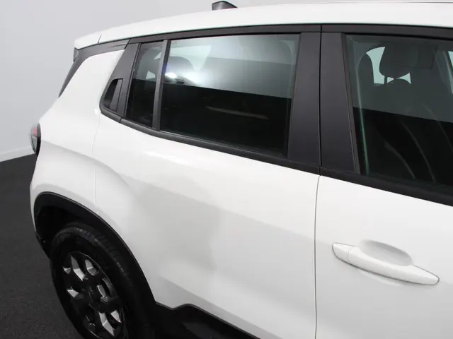 Jeep Avenger Altitude 54 kWh 2024 Elektrisch 18