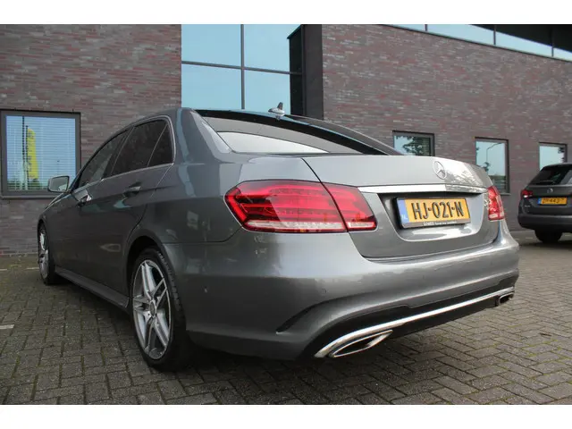 Mercedes-Benz E-Klasse 2