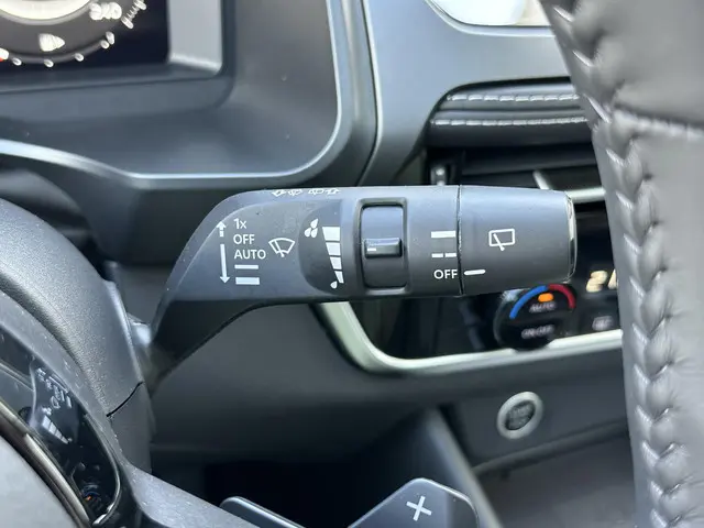 Nissan QASHQAI 1.3 MHEV Xtronic N-Connecta 2025 Benzine 48