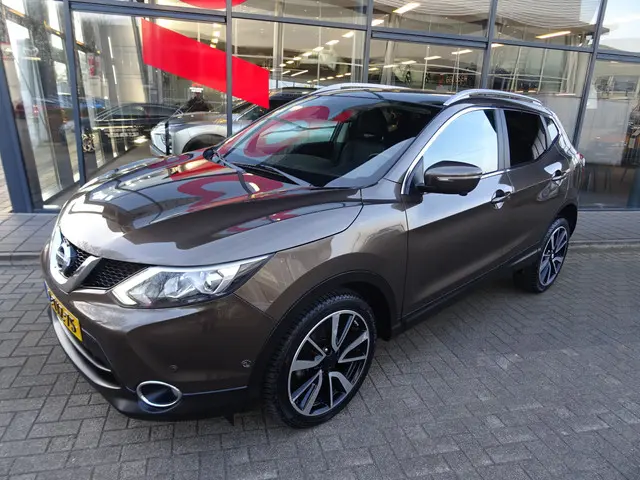 Nissan QASHQAI 1.2 Tekna 2014 Benzine 3