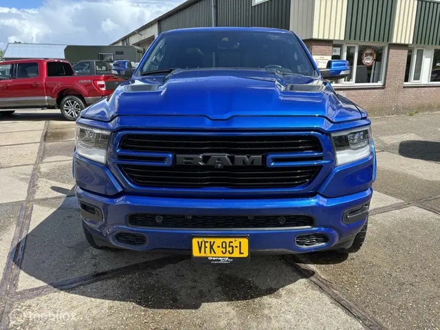 Dodge Ram 1500 3