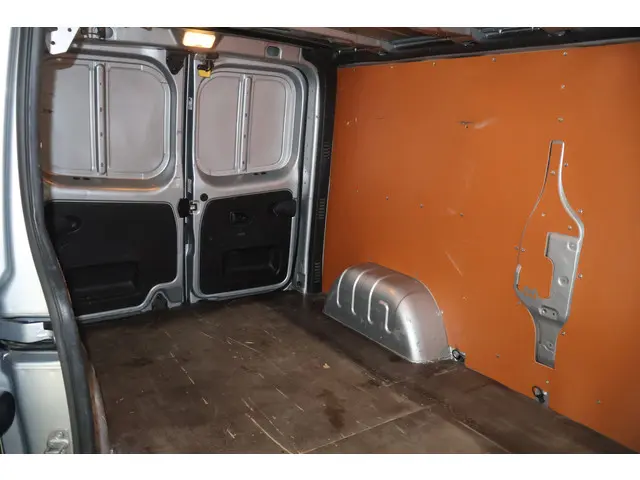 Renault Trafic 2.0 dCi 150pk L2 H1 Automaat 2022 Diesel 15