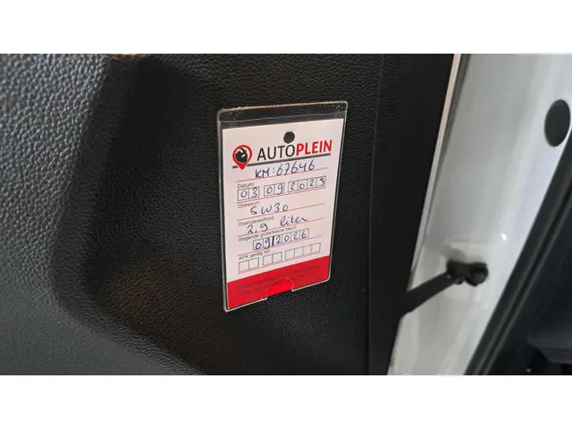 Hyundai i10 1.0i i-Motion Premium 2015 Benzine 14