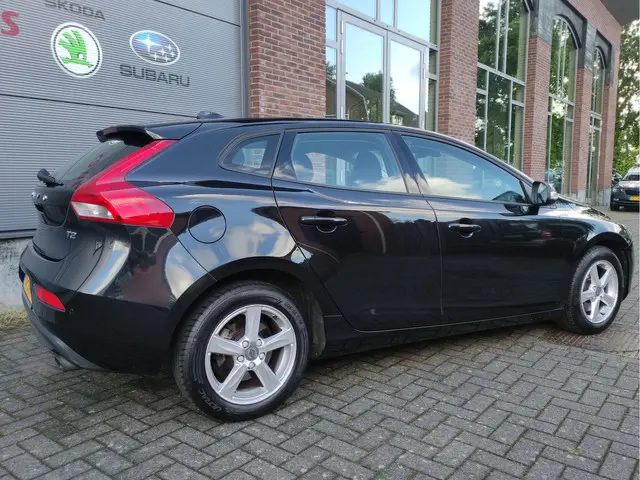 Volvo V40 1.6 T2 Kinetic 2015 Benzine 15