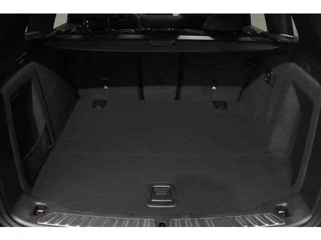 BMW iX3 Executive 74 kWh M-sport 2023 Elektrisch 24