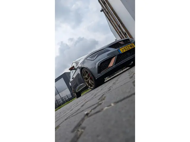 SEAT Leon ST 2.0 TSI CUPRA 300 400+PK 2017 Benzine 5