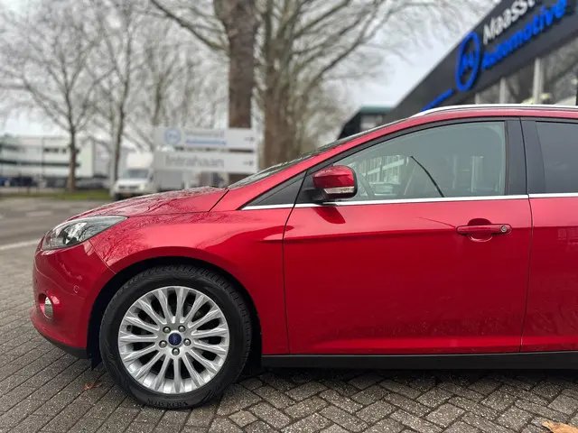 Ford Focus Wagon 1.0 EcoBoost Titanium 2013 Benzine 12