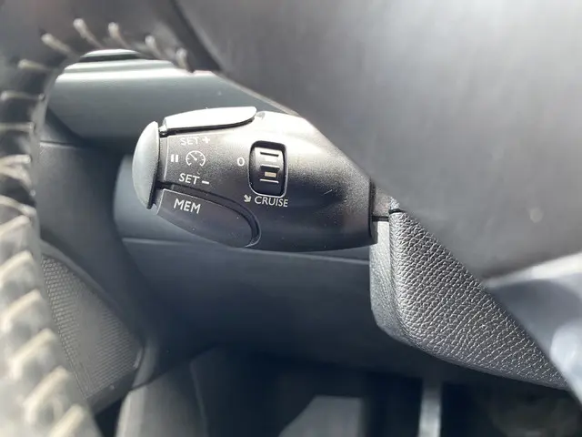 Peugeot 308 SW 1.2 e-THP Première 2014 Benzine 13