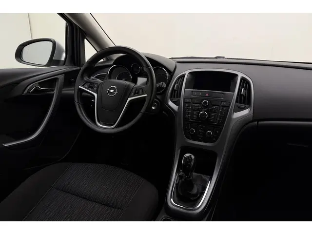 Opel Astra 1.4 Turbo Business + 2013 Benzine 23