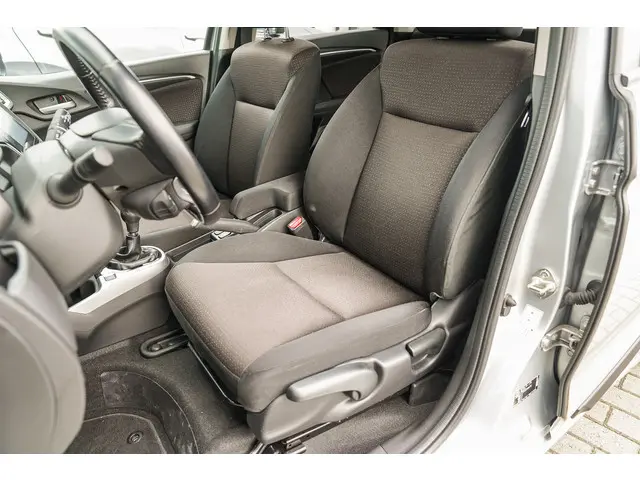 Honda Jazz 1.3i VTEC ELEGANCE 2017 Benzine 7