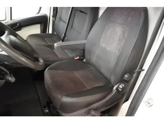 Peugeot Boxer 330 2.2 HDi L2H1 Profit+ 2014 Diesel 25